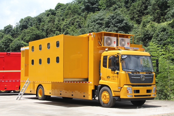 泰豪·海德馨擴(kuò)展式宿營(yíng)車通過(guò)福建省首臺(tái)（套）重大技術(shù)裝備認(rèn)定